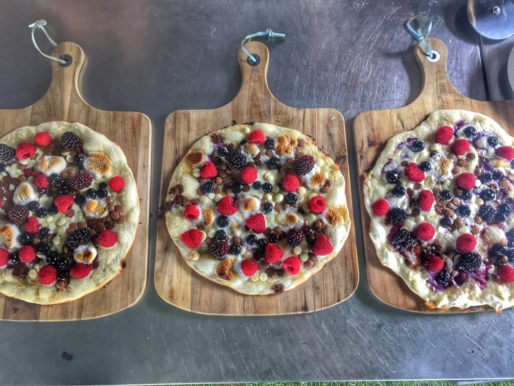 fruit pizza