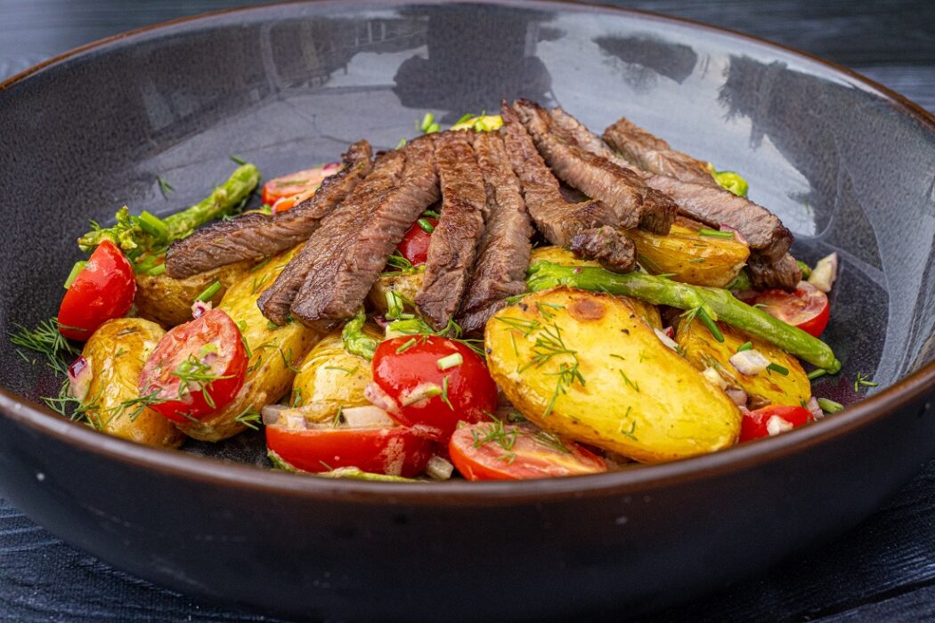 Aardappelsalade met rundvlees