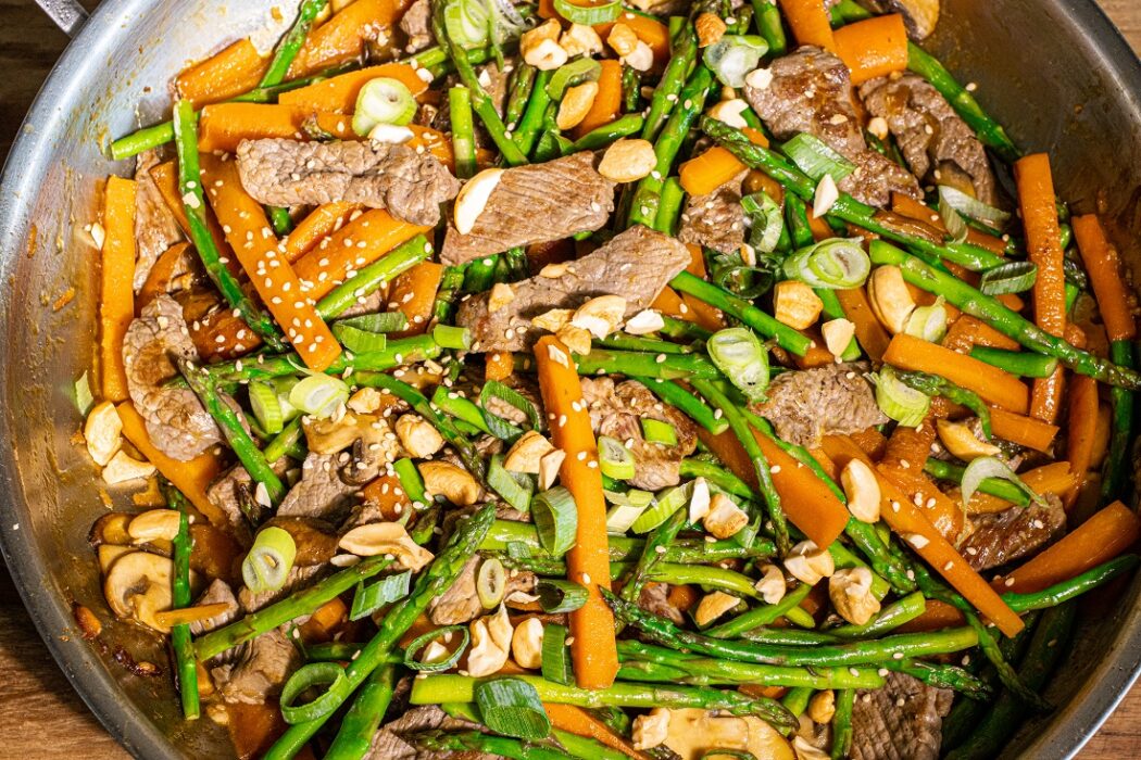 Roerbakschotel met entrecote