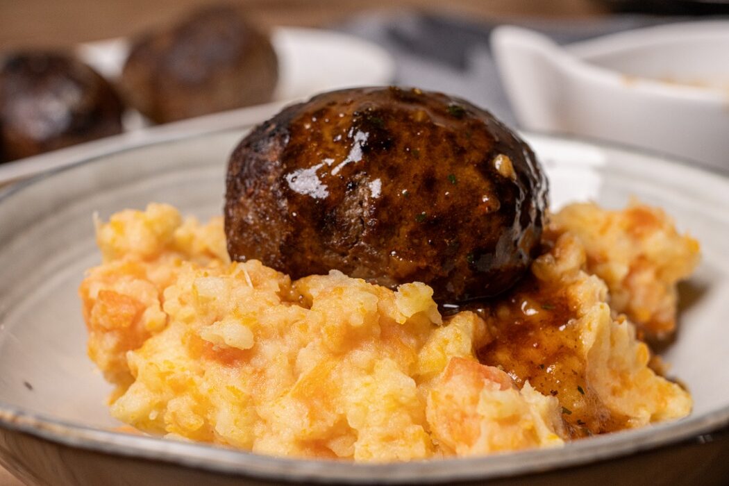 hutspot met gehaktbal