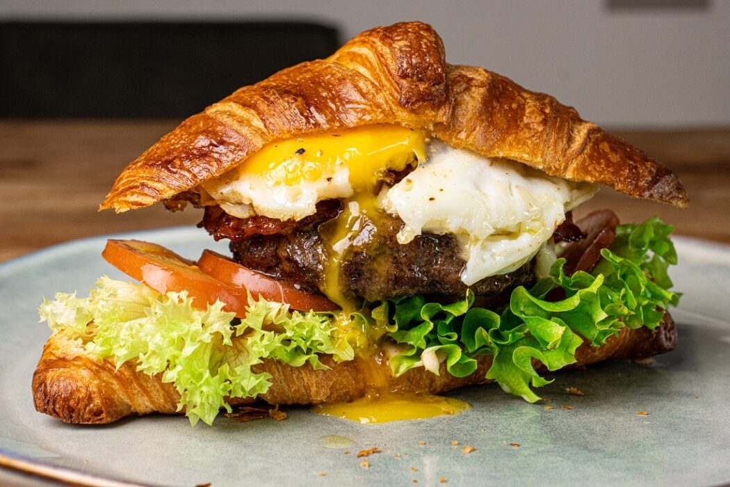 croissant burger